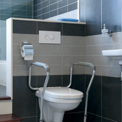 Liddy-bathroom.jpg